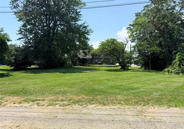 Photo 3 of Land for sale at 29223 Adams Dr, Gibraltar, MI 48173 | MLS# 20261044098 | Listing updated on 2026-07-16