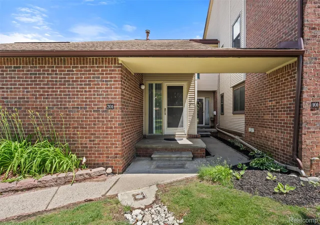 Homes for sale in West Bloomfield Charter Township Oakland, MI | 6680 Ridgefield Cir #201, West Bloomfield Charter Township Oakland, MI 48322 | MLS# 20261044099