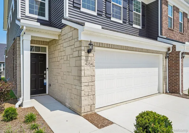 Photo 2 of Condo for sale at 4054 Nottingham Cir, Clarkston, MI 48346 | MLS# 20261044127 | Listing updated on 2026-10-09