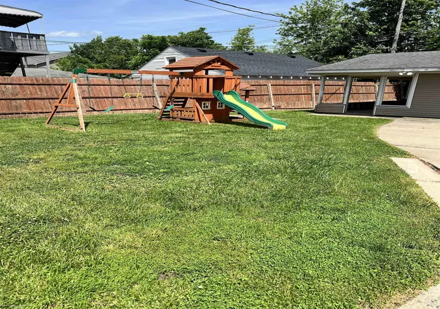 Photo 15 of Single family home for sale at 97 Beyne St, Mount Clemens, MI 48043 | MLS# 58050211156 | Listing updated on 2026-07-30