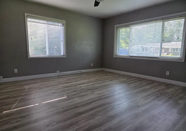 Photo 3 of Single family home for sale at 125 Peachtree Dr, Battle Creek, MI 49015 | MLS# 64026028938 | Listing updated on 2026-08-20