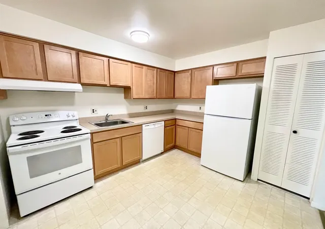 Homes for sale in Farmington Hills City Oakland, MI | 30703 Shiawassee St, Farmington Hills City Oakland, MI 48336 | MLS# 58050211159