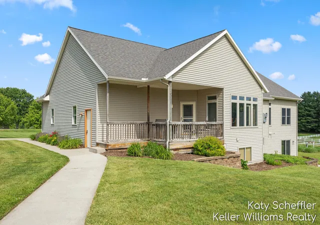 5th image of 11320 Nw Long Lake Dr Nw, Sparta, MI 49345 | MLS# 65026028948
