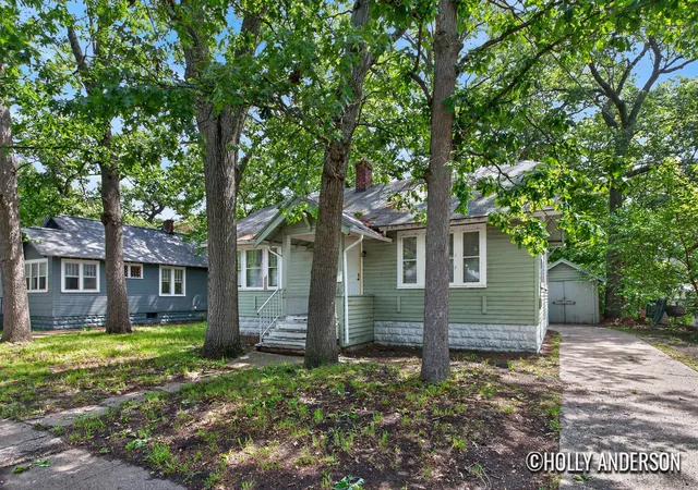 Homes for sale in Muskegon Heights City Muskegon, MI | 3012 9th St, Muskegon Heights City Muskegon, MI 49444 | MLS# 65026028951