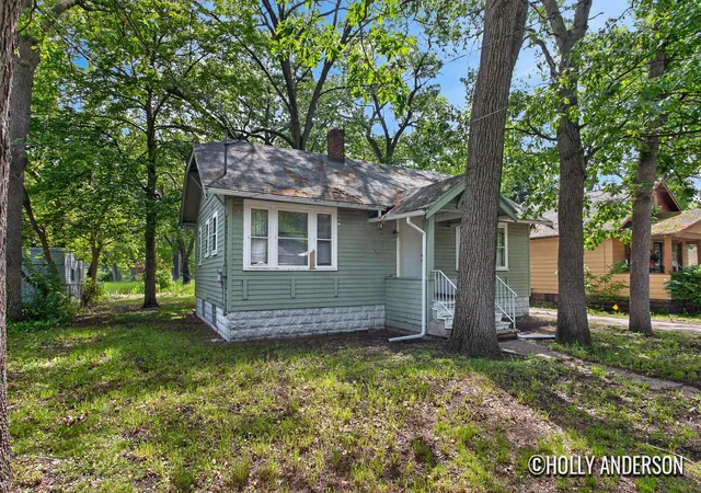 Homes for sale in Muskegon Heights City Muskegon, MI | 3012 9Th St, Muskegon Heights City Muskegon, MI 49444 | MLS# 65026028951