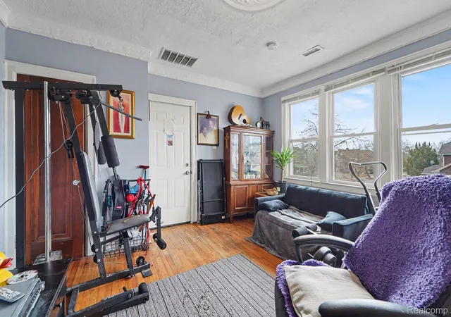 Listing Photo 4 - Condo for sale in building located at 12703 Stoepel St, Detroit, MI 48238