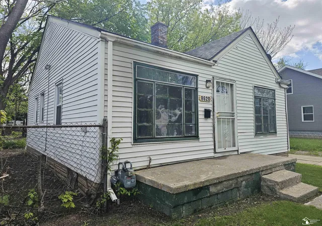 Photo 2 of Single family home for sale at 8620 Central St, Detroit, MI 48204 | MLS# 57050211163 | Listing updated on 2026-06-12