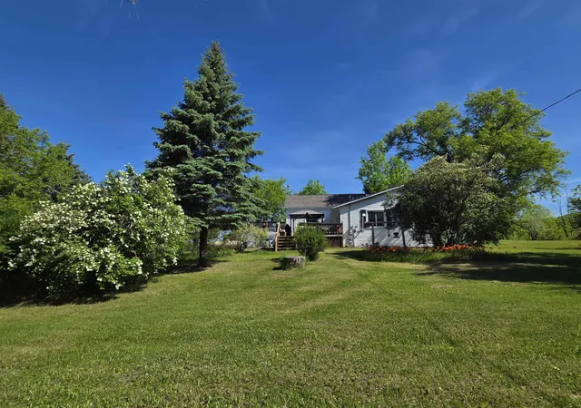 Photo 1 of Single family home for sale at 229 E Houghton Lake Rd, Lake City, MI 49651 | MLS# 78080069585 | Listing updated on 2026-09-14