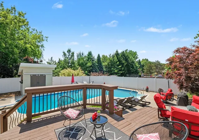 Photo 4 of Single family home for sale at 6630 Cannon Farms Dr NE, Rockford, MI 49341 | MLS# 65026028969 | Listing updated on 2026-09-15