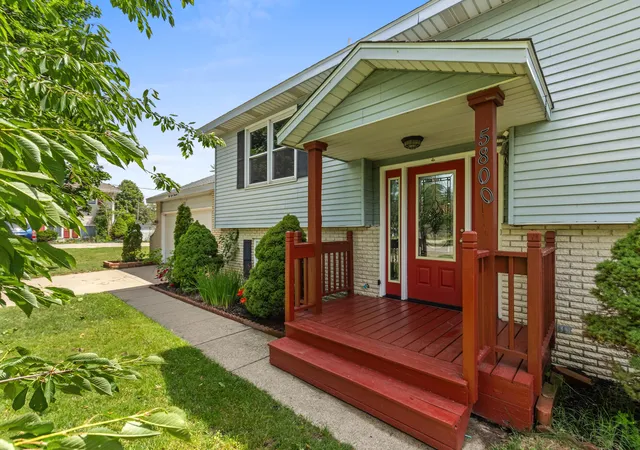 Homes for sale in Kentwood City Kent, MI | 5800 Eastern Ave Se, Kentwood City Kent, MI 49508 | MLS# 65026028986