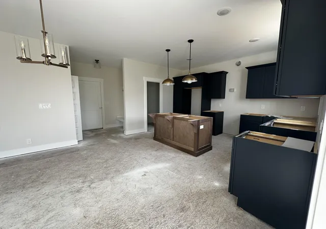 3rd image of 3375 Eagle Peak Dr, Jenison, MI 49428 | MLS# 65026029001