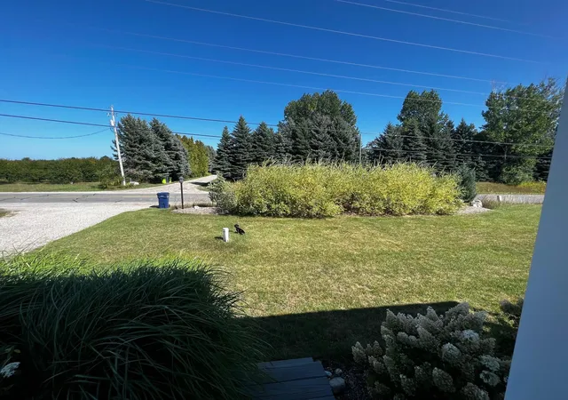 2nd image of 9741 Bates, Acme Township Grand Traverse, MI 49690 | MLS# 78080069594