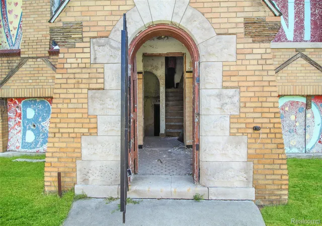 Photo 2 of Multi family home for sale at 18036 Schoenherr St, Detroit, MI 48205 | MLS# 20261044189 | Listing updated on 2026-06-12