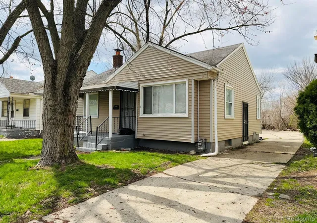 Photo 3 of Single family home for sale at 8653 Braile St, Detroit, MI 48228 | MLS# 20261044191 | Listing updated on 2026-06-14