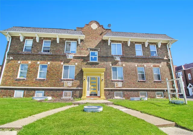 Photo 3 of Multi family home for sale at 18029 Schoenherr St, Detroit, MI 48205 | MLS# 20261044197 | Listing updated on 2026-06-12