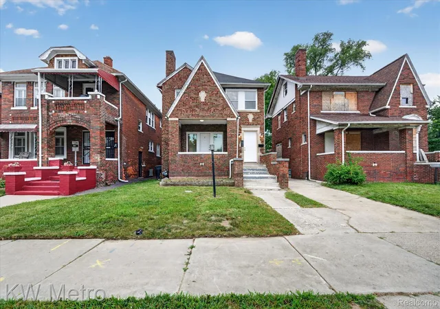 Photo 2 of Single family home for sale at 2923 Pasadena St, Detroit, MI 48238 | MLS# 20261044200 | Listing updated on 2026-09-16