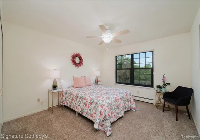 Listing Photo 4 - Condo for sale in building located at 12336 Nantucket Dr, South Lyon, MI 48178 - Unit #3