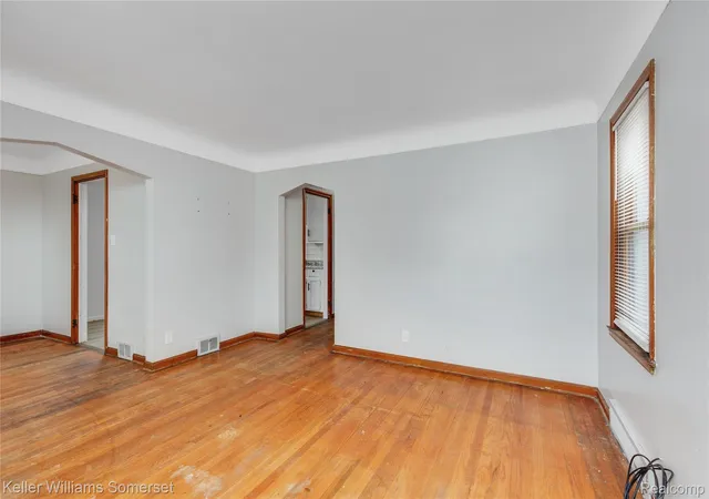 Photo 3 of Single family home for sale at 15280 Faircrest St, Detroit, MI 48205 | MLS# 20261044207 | Listing updated on 2026-08-29