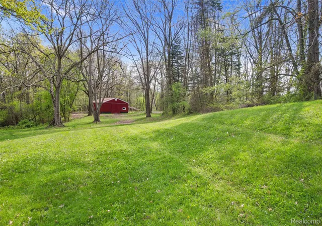 3rd image of 2300 Old Plank Rd, Milford, MI 48381 | MLS# 20261044211