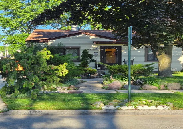 1st image of 27039 Alden St, Madison Heights, MI 48071 | MLS# 20261044243