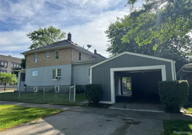 Photo 2 of Single family home for sale at 563 Eureka Rd, Wyandotte, MI 48192 | MLS# 20261044251 | Listing updated on 2026-09-11