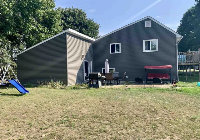 2nd image of 113 Four Square Dr, Mount Pleasant, MI 48858 | MLS# 60050211221