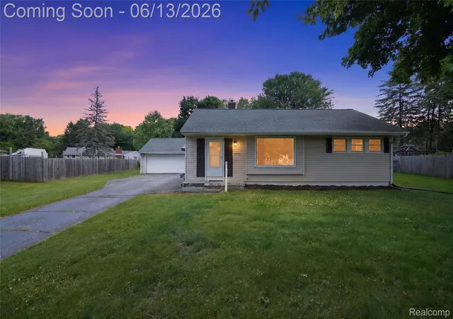 2nd image of 2730 Hillcrest St, Summit Township Jackson, MI 49203 | MLS# 20261044267