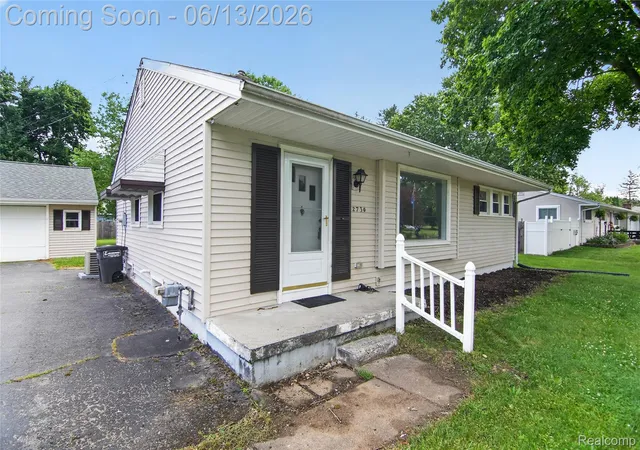 5th image of 2730 Hillcrest St, Summit Township Jackson, MI 49203 | MLS# 20261044267