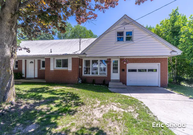 1st image of 222 East Ave, Fremont, MI 49412 | MLS# 71026029067