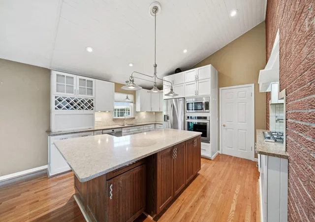 5th image of 188 Hawthorne Dr, Brooklyn, MI 49230 | MLS# 55026029092