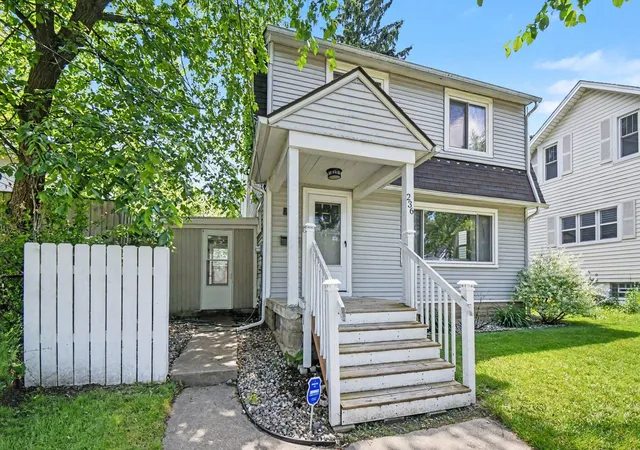 1st image of 236 Dean St Ne, Grand Rapids, MI 49505 | MLS# 64026029101