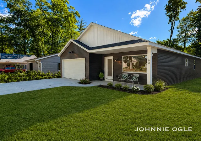 1st image of 190 Evans Ln, Wayland, MI 49348 | MLS# 65026029102