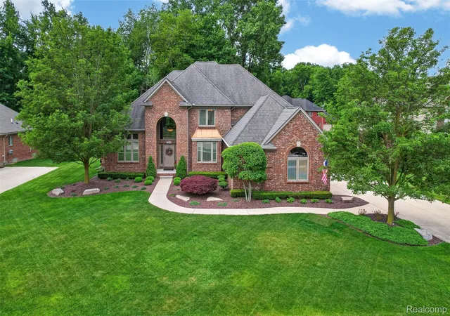 Photo 3 of Single family home for sale at 34380 Dante Dr, New Baltimore, MI 48047 | MLS# 20261044301 | Listing updated on 2026-06-20