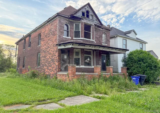 Photo 2 of Multi family home for sale at 1540 Saint Clair St, Detroit, MI 48214 | MLS# 20261044303 | Listing updated on 2026-06-18