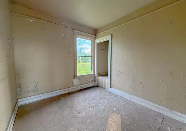 Listing Photo 5 - Condo for sale in building located at 1540 Saint Clair St, Detroit, MI 48214