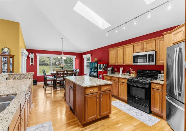 Photo 4 of Single family home for sale at 16355 Red Fox Trl, Linden, MI 48451 | MLS# 5050211236 | Listing updated on 2026-06-20