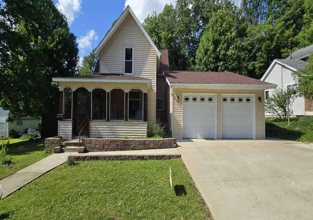 1st image of 211 Forest, Marshall, MI 49068 | MLS# 65026029129