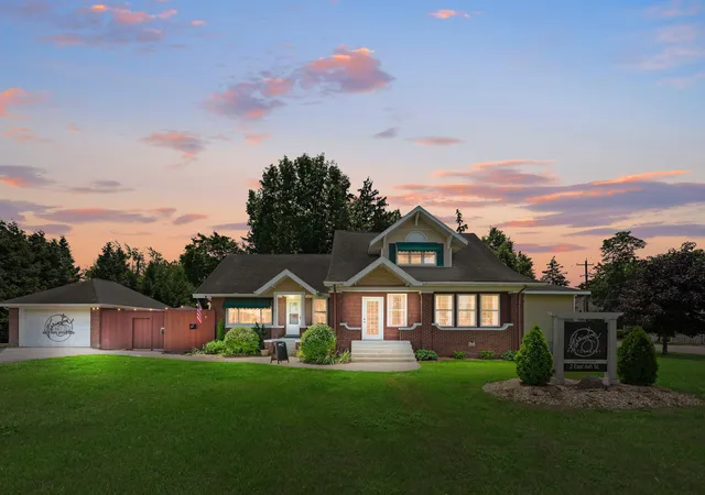 1st image of 2 E Ash St E, Three Oaks, MI 49128 | MLS# 69026029134