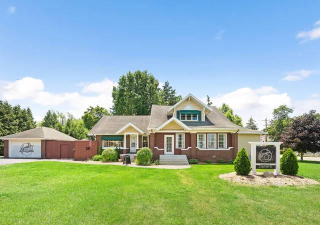 2nd image of 2 E Ash St E, Three Oaks, MI 49128 | MLS# 69026029134