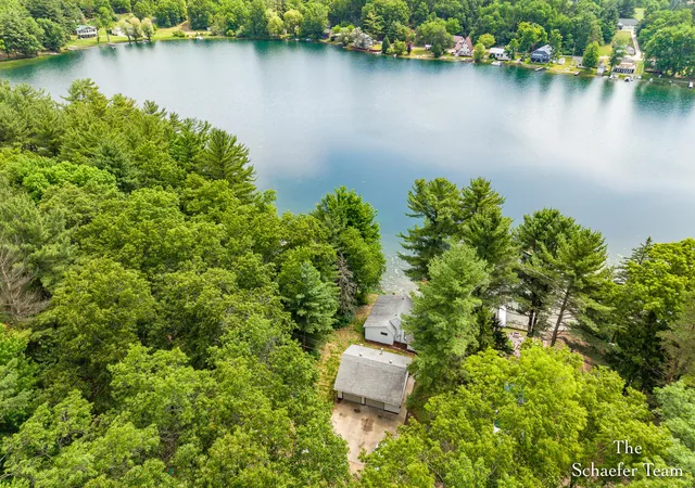 4th image of 10870 Simpson W, Greenville, MI 48838 | MLS# 65026029147