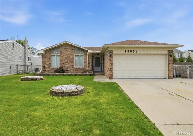Photo 3 of Single family home for sale at 33058 Ione Dr, Sterling Heights, MI 48310 | MLS# 20261044346 | Listing updated on 2026-09-09