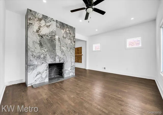 Photo 3 of Single family home for sale at 1685 Glynn Ct, Detroit, MI 48206 | MLS# 20261044356 | Listing updated on 2026-08-25