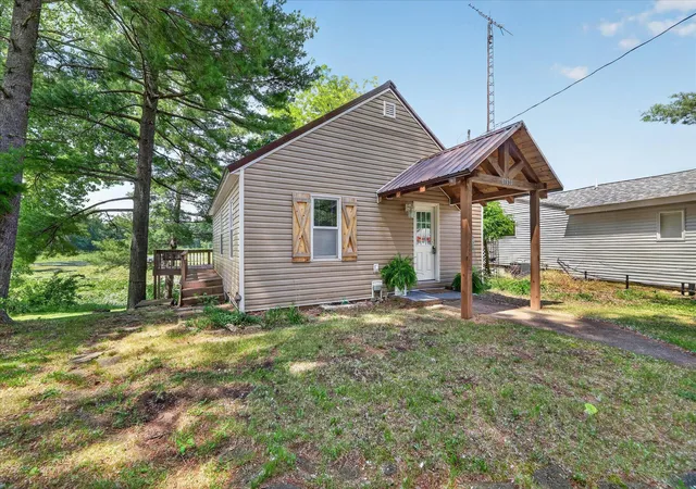 3rd image of 67930 Days Lndg, Sturgis, MI 49091 | MLS# 69026029158