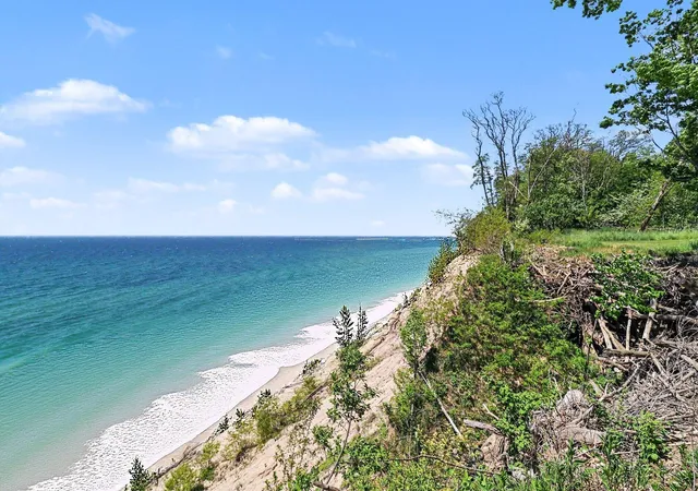 45th image of 4539 S Lakeshore Dr, Ludington, MI 49431 | MLS# 67026029161