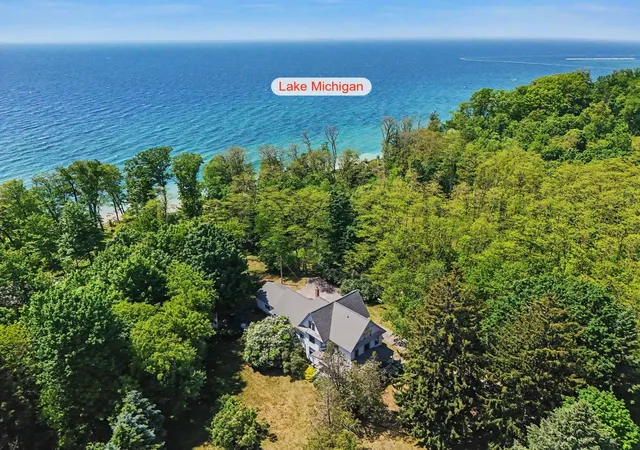 4th image of 4539 S Lakeshore Dr, Ludington, MI 49431 | MLS# 67026029161