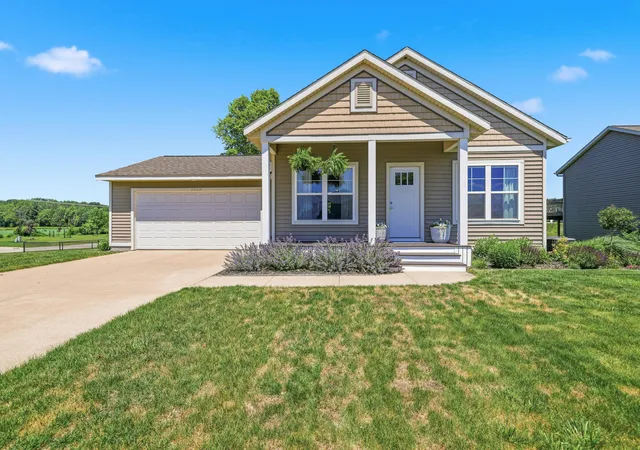 Homes for sale in Allendale Charter Township Ottawa, MI | 5363 Windfield Dr, Allendale Charter Township Ottawa, MI 49401 | MLS# 65026029165