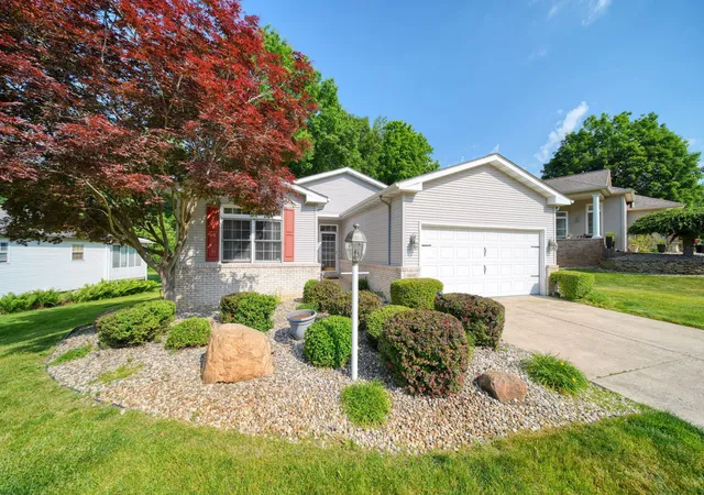 Photo 1 of Condo for sale at 3010 S Wood Dale Dr #14, Summit Township Jackson, MI 49203 | MLS# 55026029170 | Listing updated on 2026-06-14