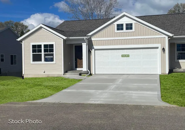 Photo 1 of Sale Pending at 1591 N Village Cir, Kalamazoo, MI 49009 | MLS# 66026029167 | Listing updated on 2026-08-10