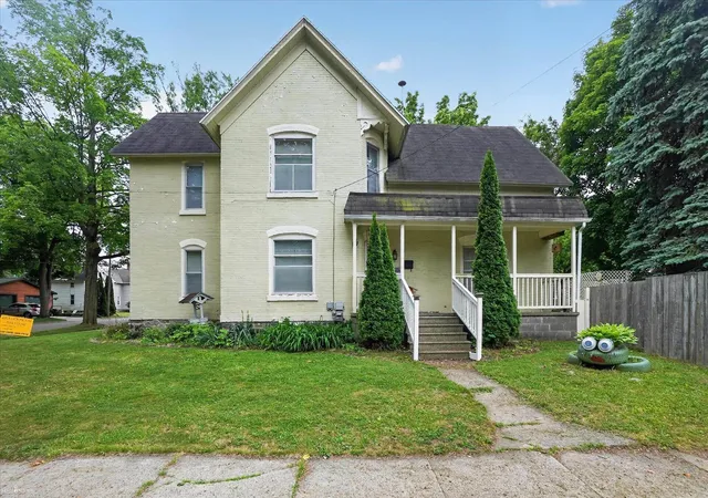 Homes for sale in Durand City Shiawassee, MI | 211 Marquette St, Durand City Shiawassee, MI 48429 | MLS# 5050211273