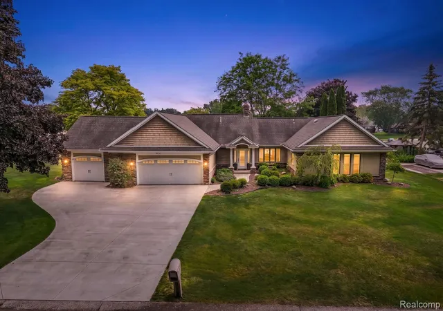 Photo 1 of Sale Pending at 4178 Chevron Dr, Highland, MI 48356 | MLS# 20261044381 | Listing updated on 2026-07-19